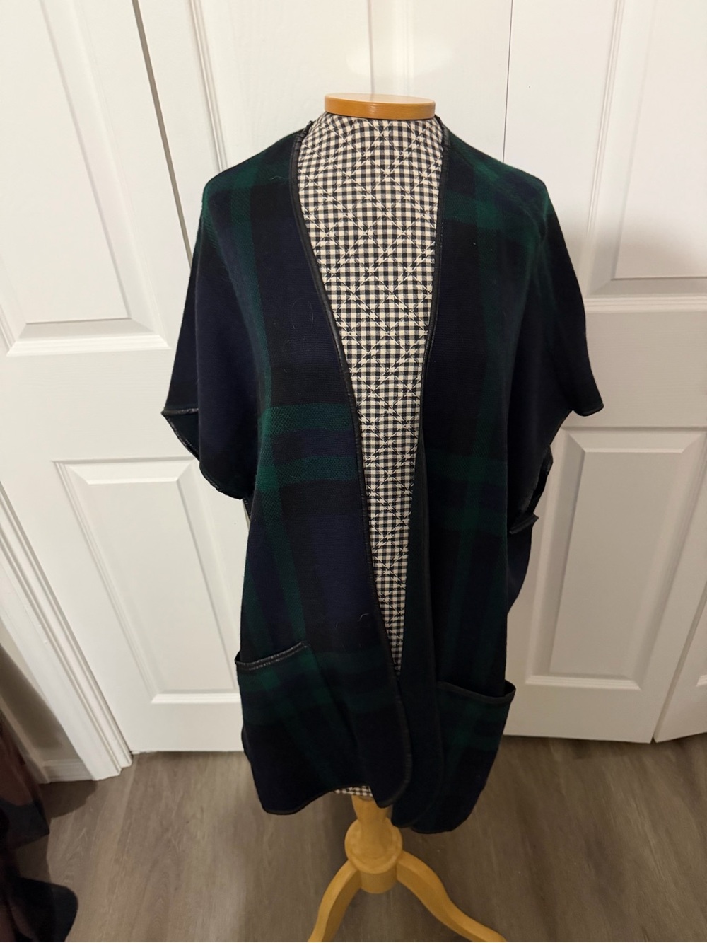 Forever 21 Green plaid faux leather lined cape OS